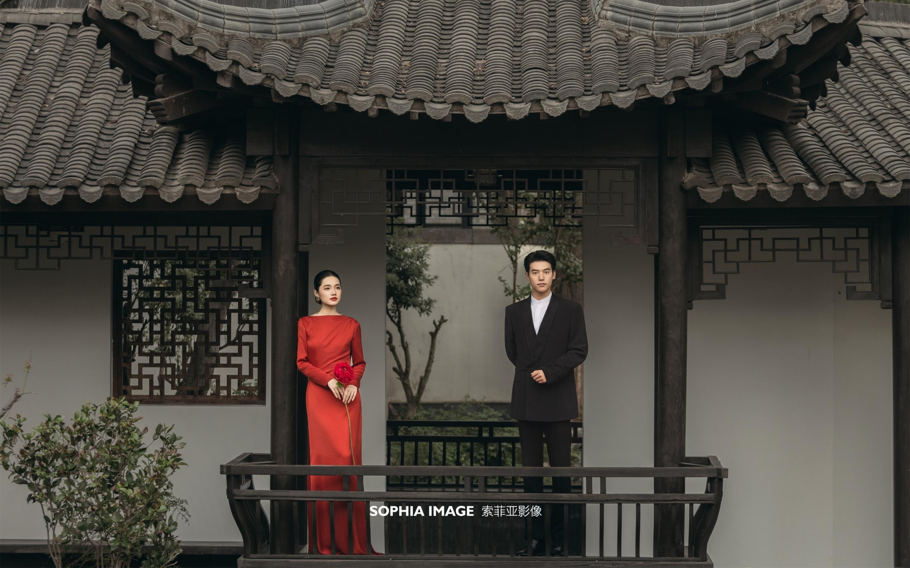 一眼惊艳的园林婚纱照❗美到犯规的中式浪漫