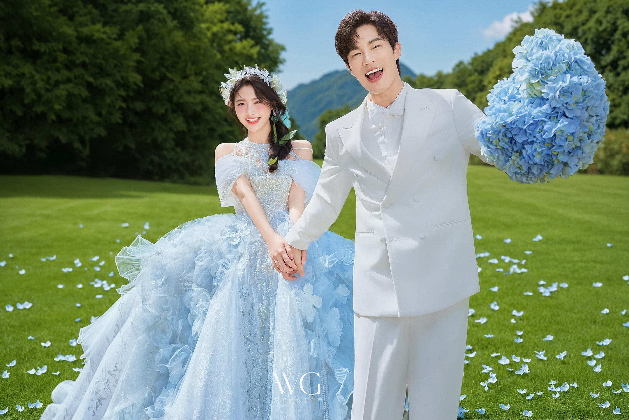 美出天际❗️这才是公主该拍蓝色花神婚纱照