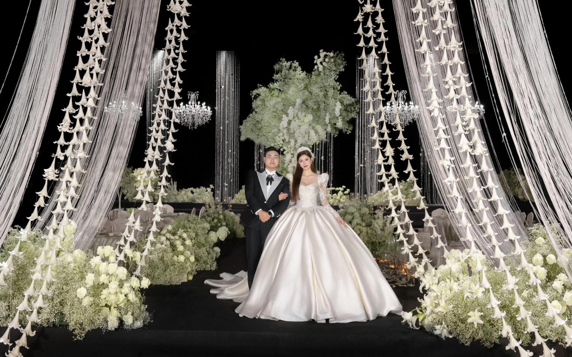 白绿相映，洁净沁心