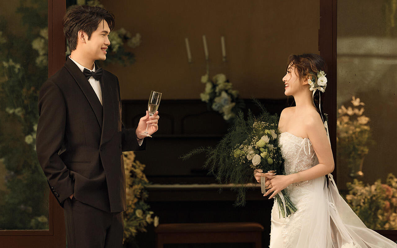 室内韩式婚纱照