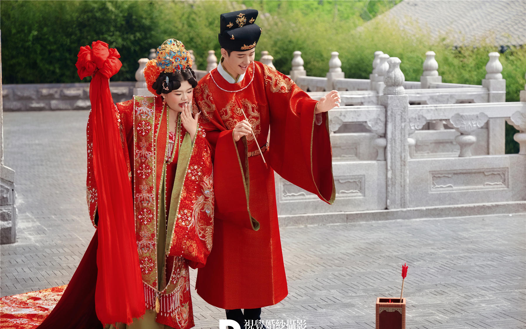 拒绝身材焦虑！180斤大码女生汉服婚纱照绝绝子