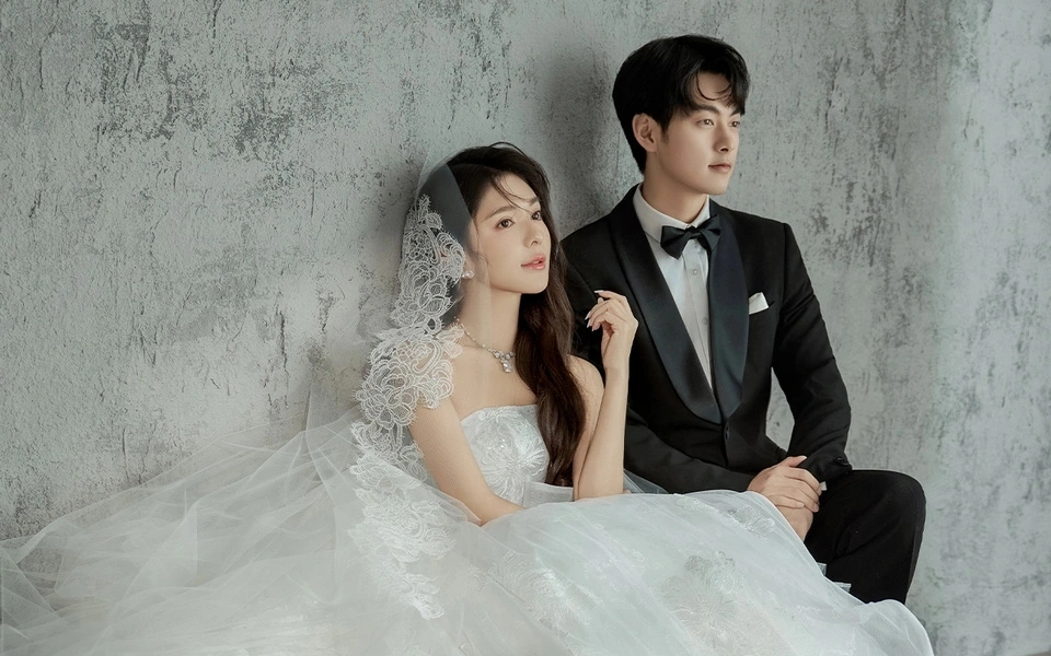 简约高级风婚纱照，优雅浪漫尽显奢华之美