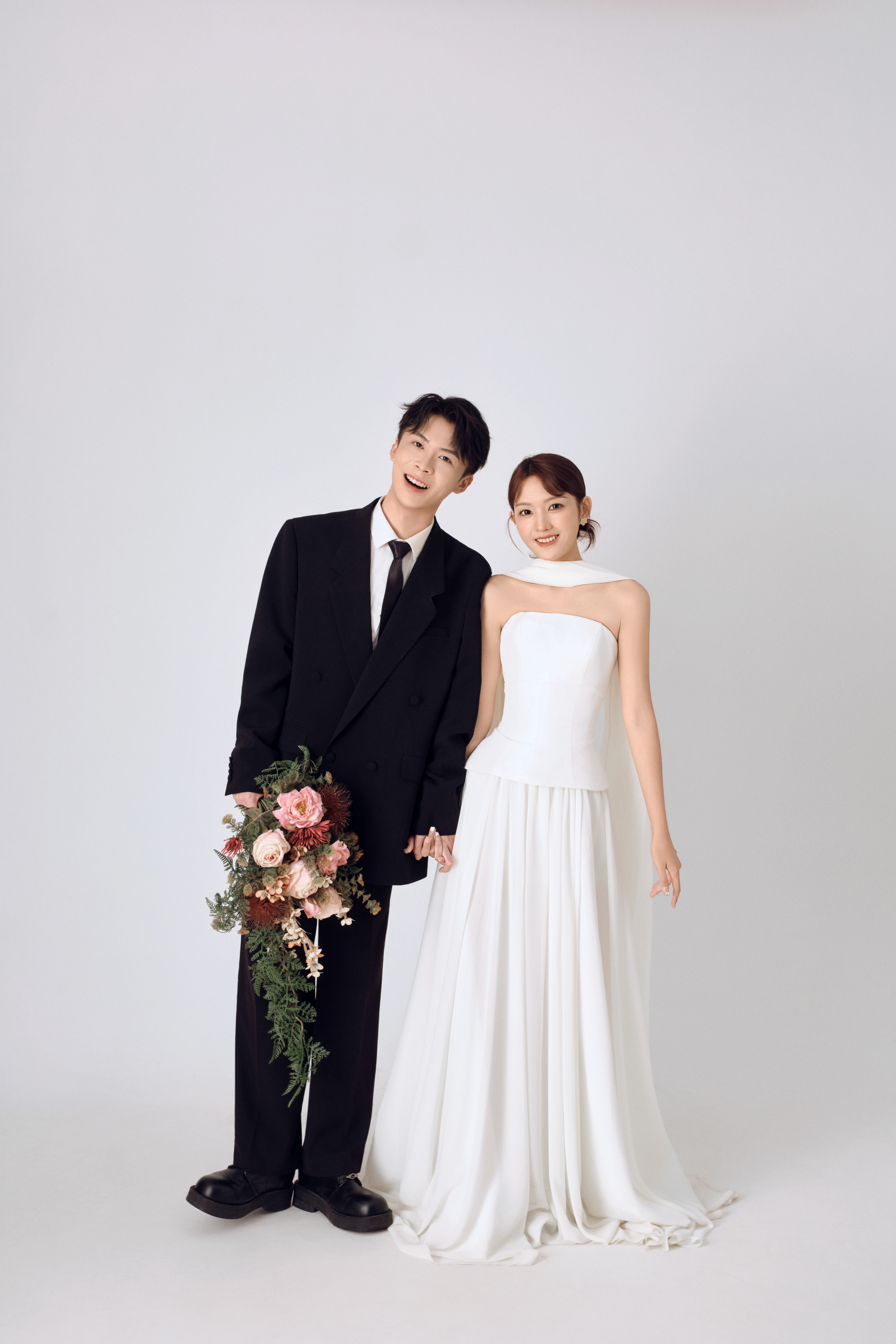 【网络爆品】聚划算+底片全送/超值婚纱摄影体验套