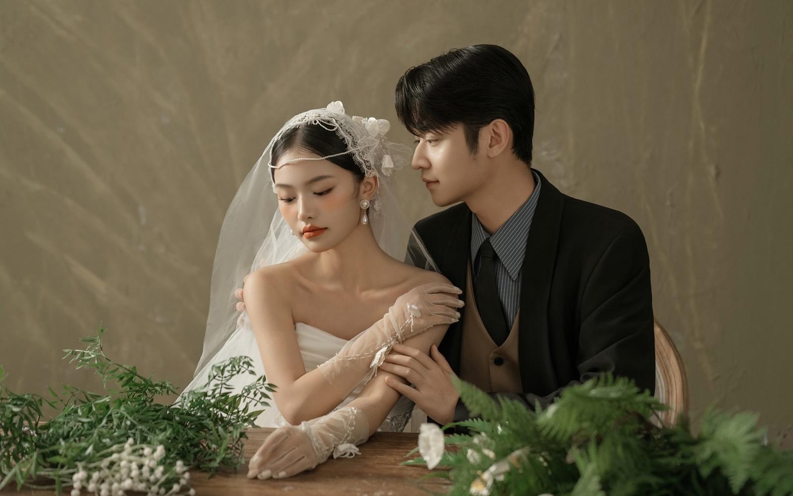 美神降临✨一眼就沦陷的法式油画鱼尾婚纱照