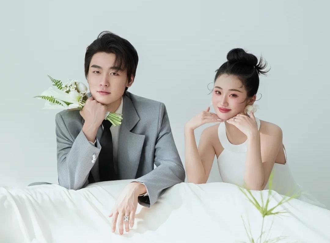 韩式极简婚纱照