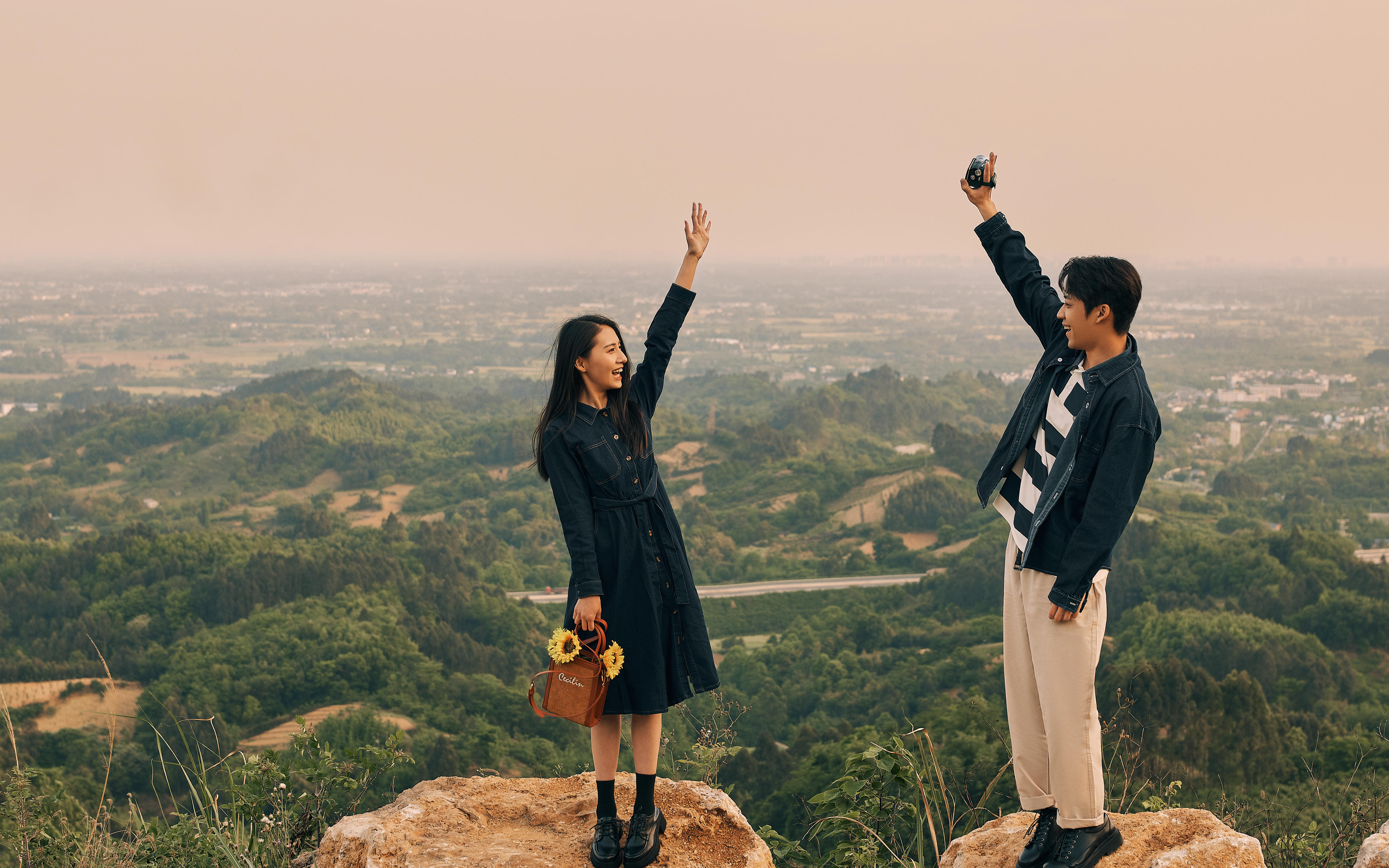 山城煙火     