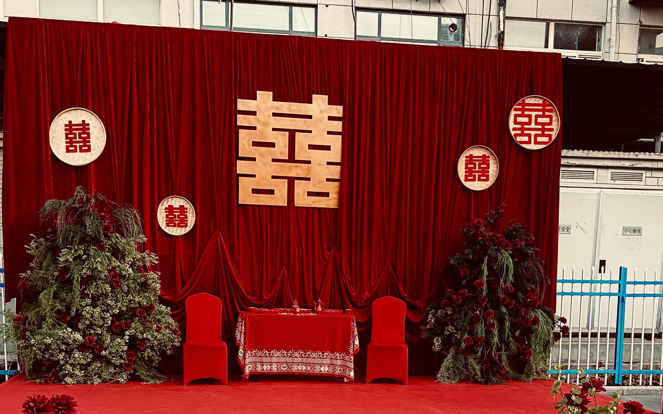 高性价比早场婚礼布置