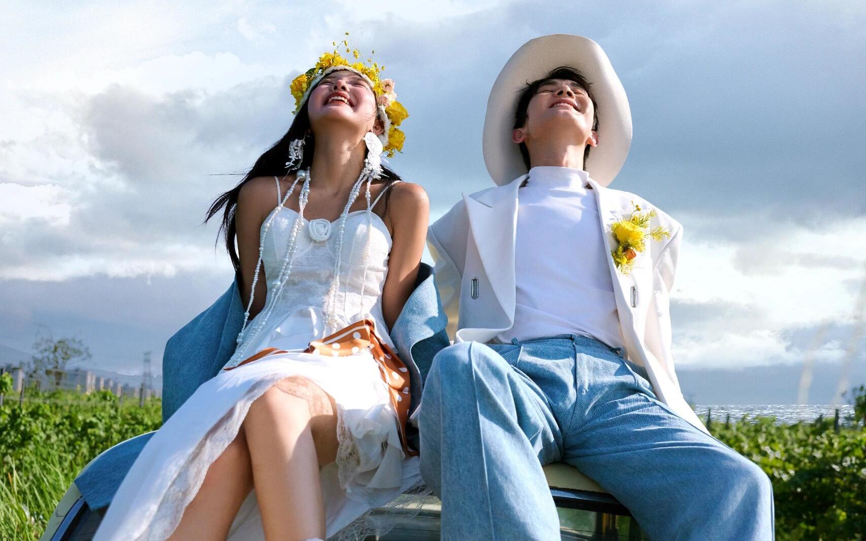 告别传统影棚的拘束感 开启一场说走就走的轻旅拍 