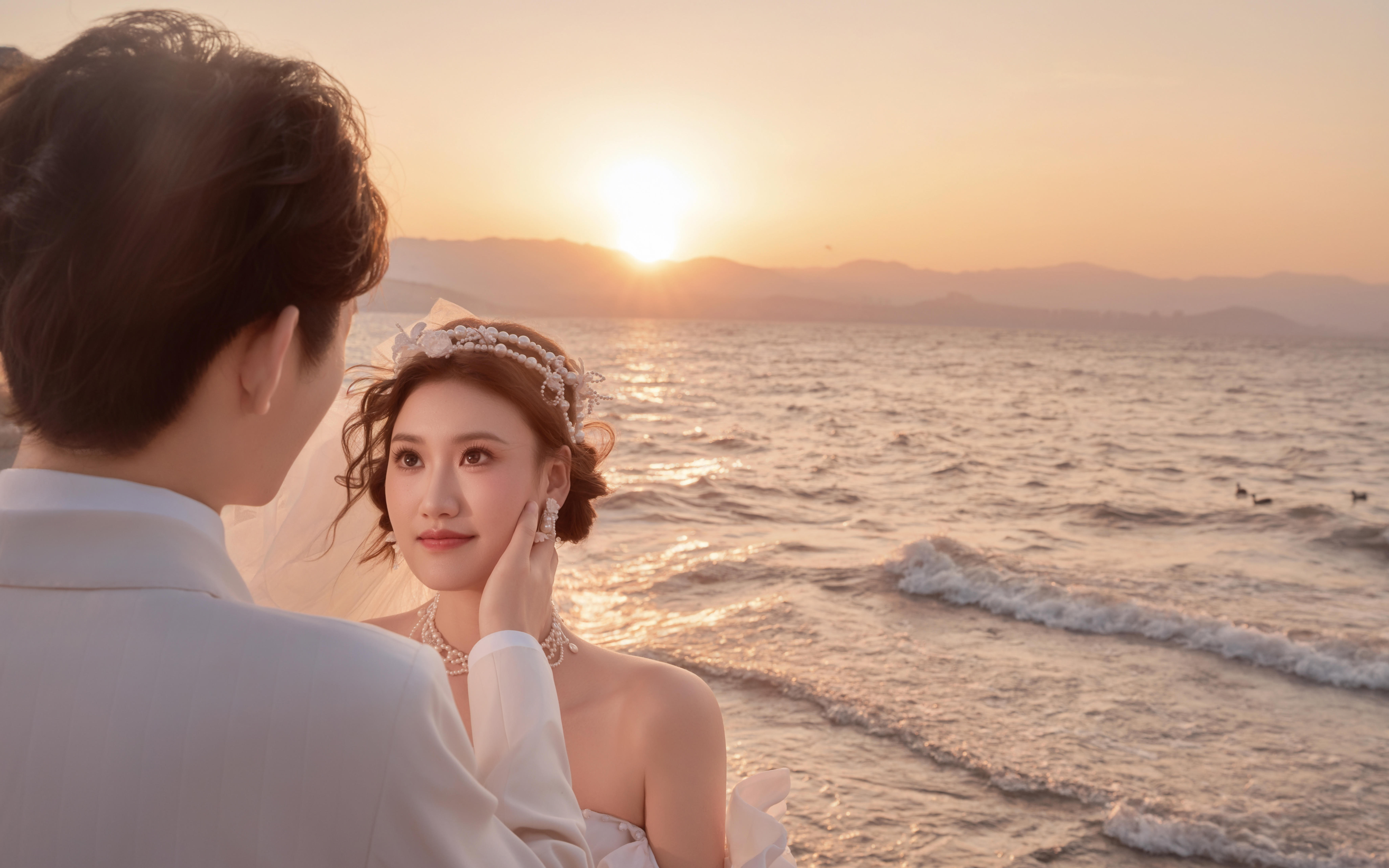 潮汐与晨光之间我的眼里只有你！大理日出婚纱照
