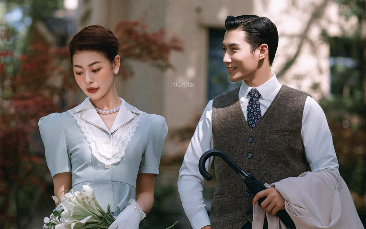 把民国小说里的爱情，拍进了我的婚纱照里