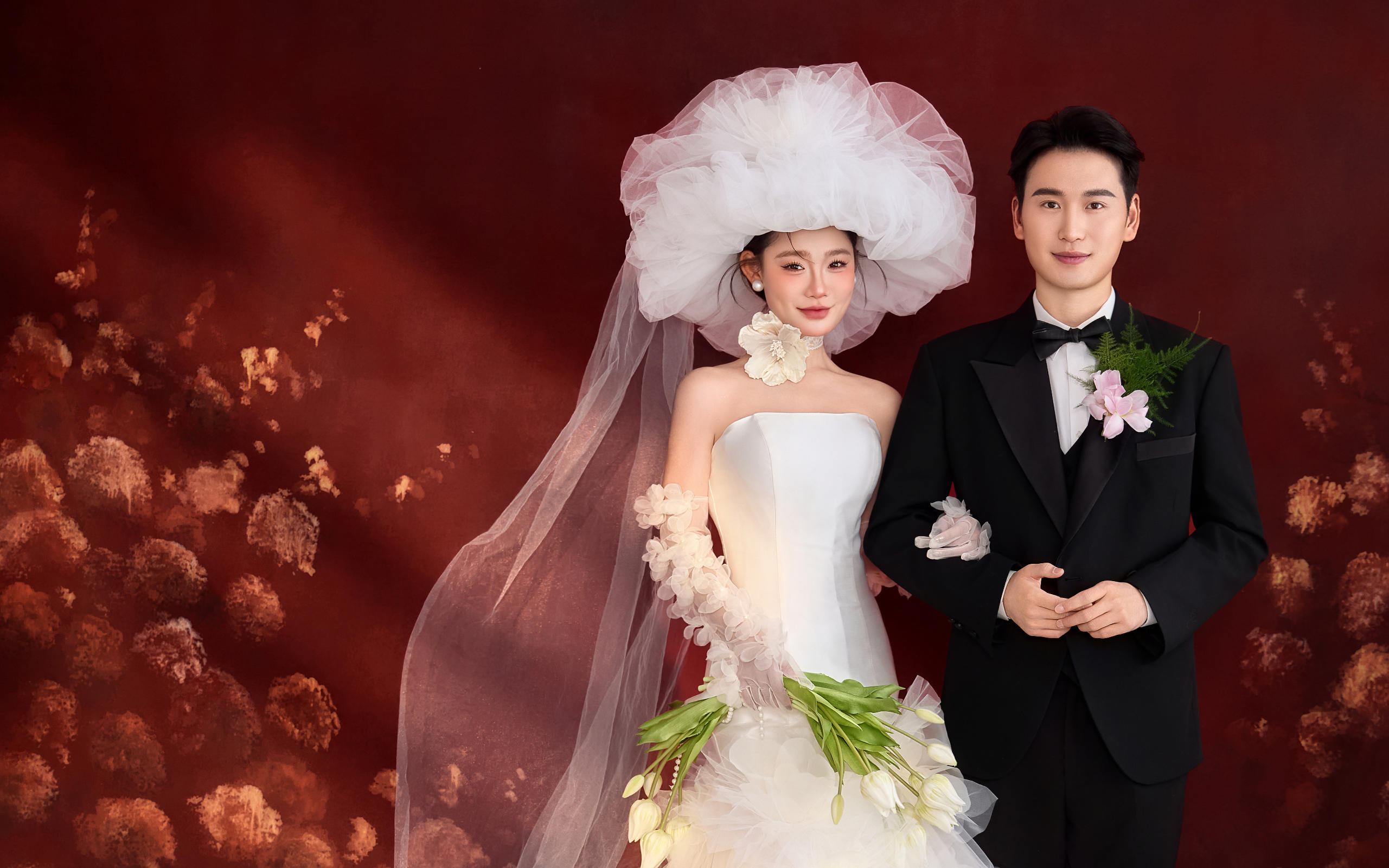 轻复古红底婚纱照真的巨好看，温柔又浪漫