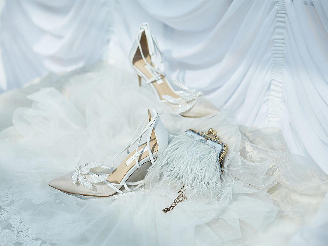 【豆苗原创设计】五彩斑斓的爱款婚纱礼服