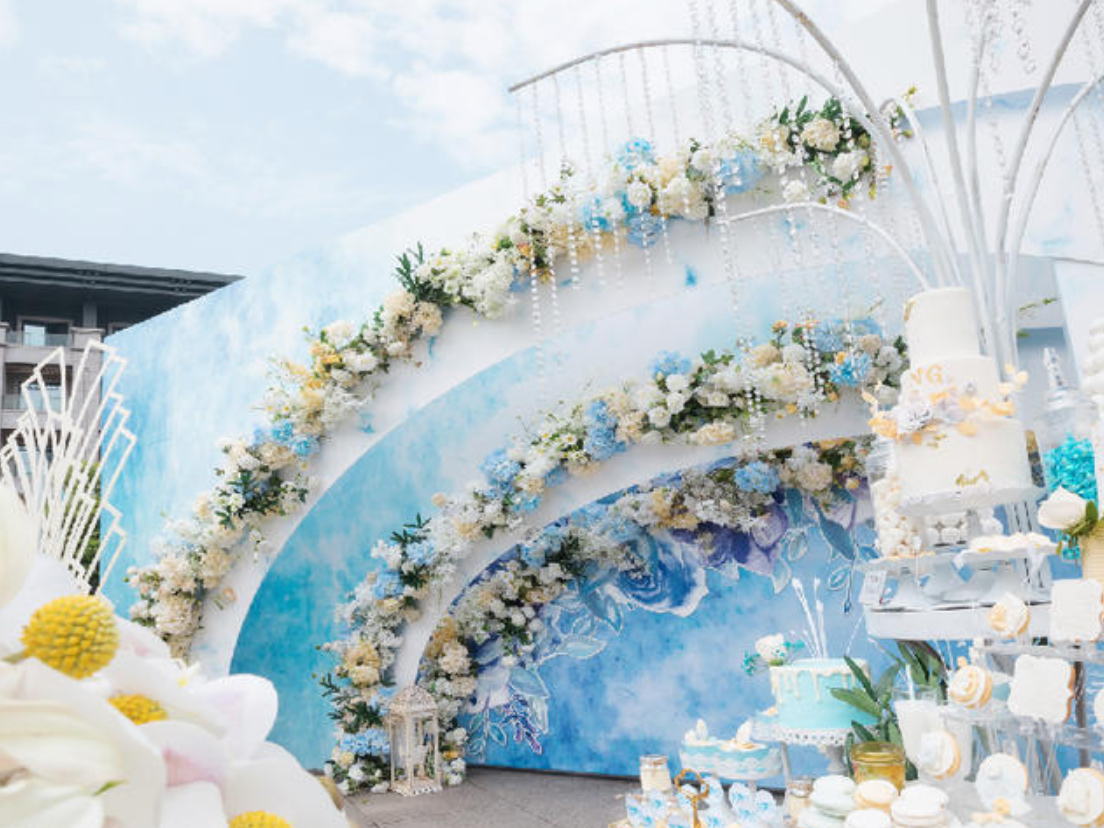 户外草坪婚礼可在自家门口办可在酒店草坪办