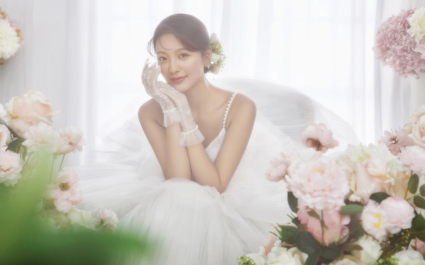 花间写意丨超梦幻的室内婚纱照