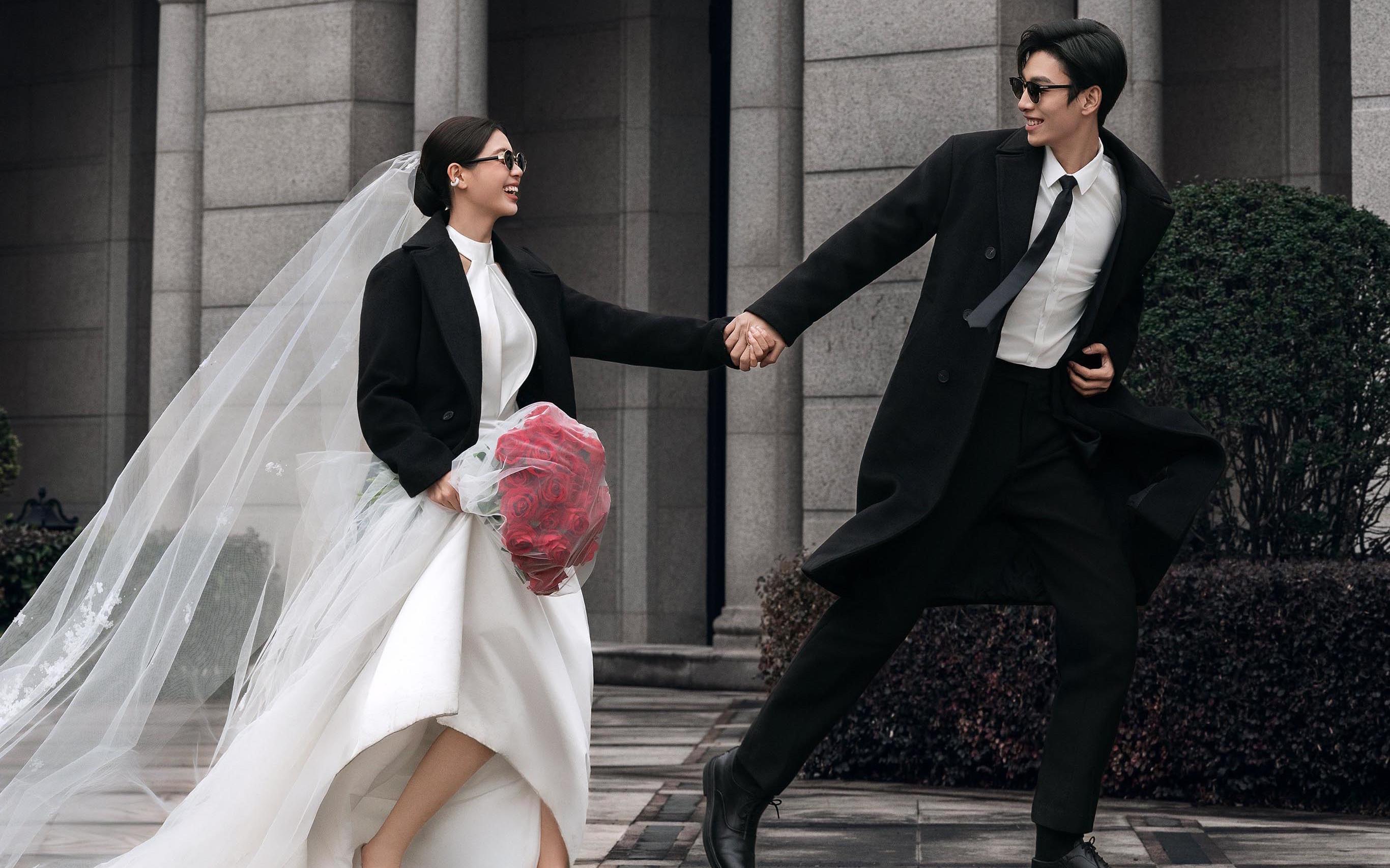 不偏不倚🎈甜酷美少女的街拍婚纱照推荐❤