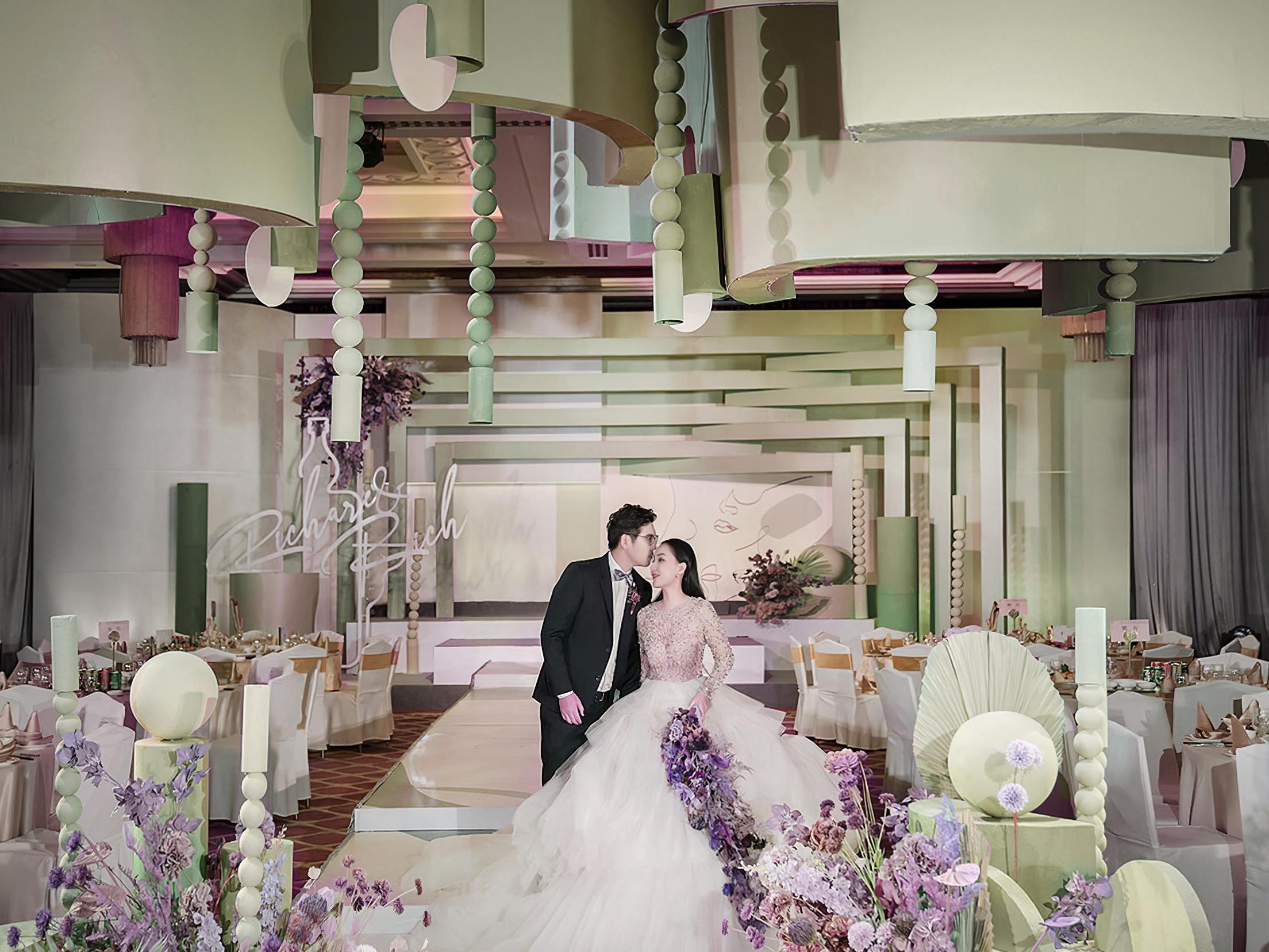 【惊鸿】轻奢西式室内婚礼现场