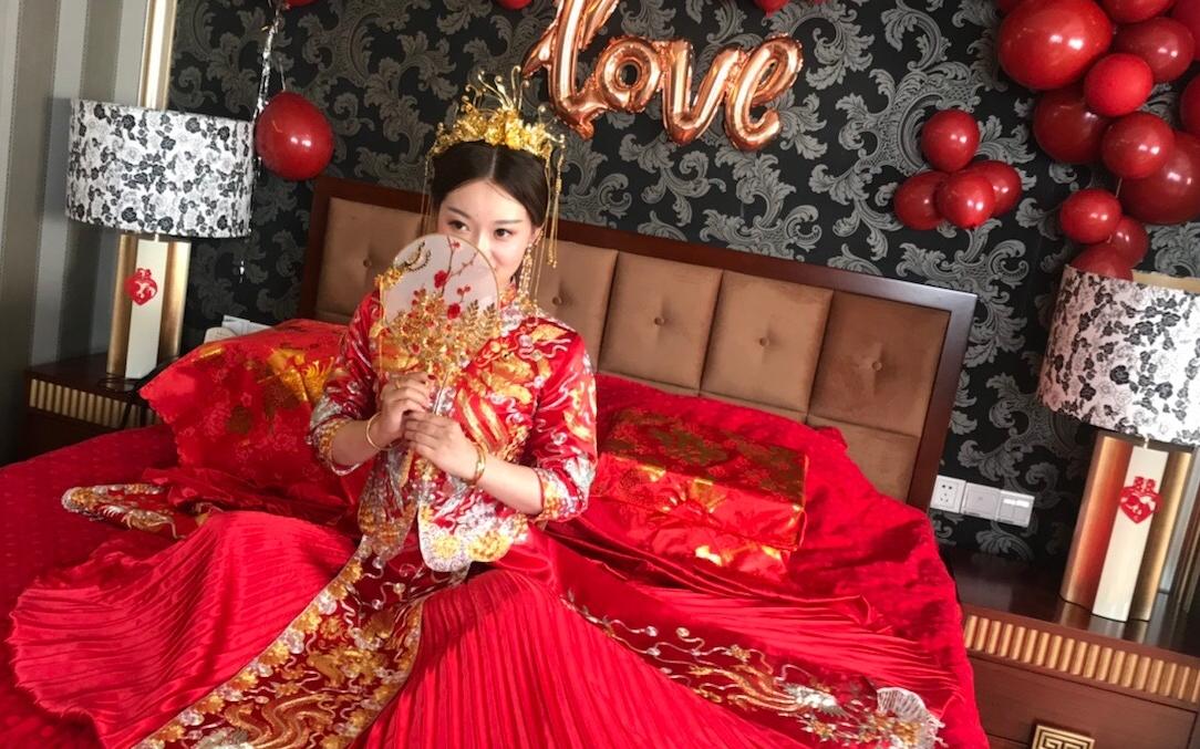 资深化妆师婚礼新娘跟妆两个造型送一个妈咪妆