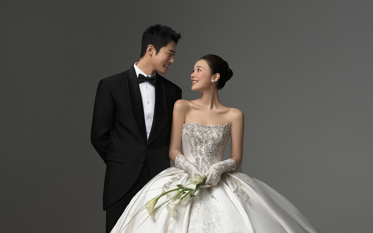 💍高定婚纱照｜光影定格专属心动瞬间✨