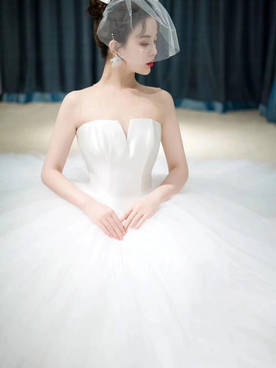 【高端定制】婚纱 礼服 秀禾 跟妆 套系