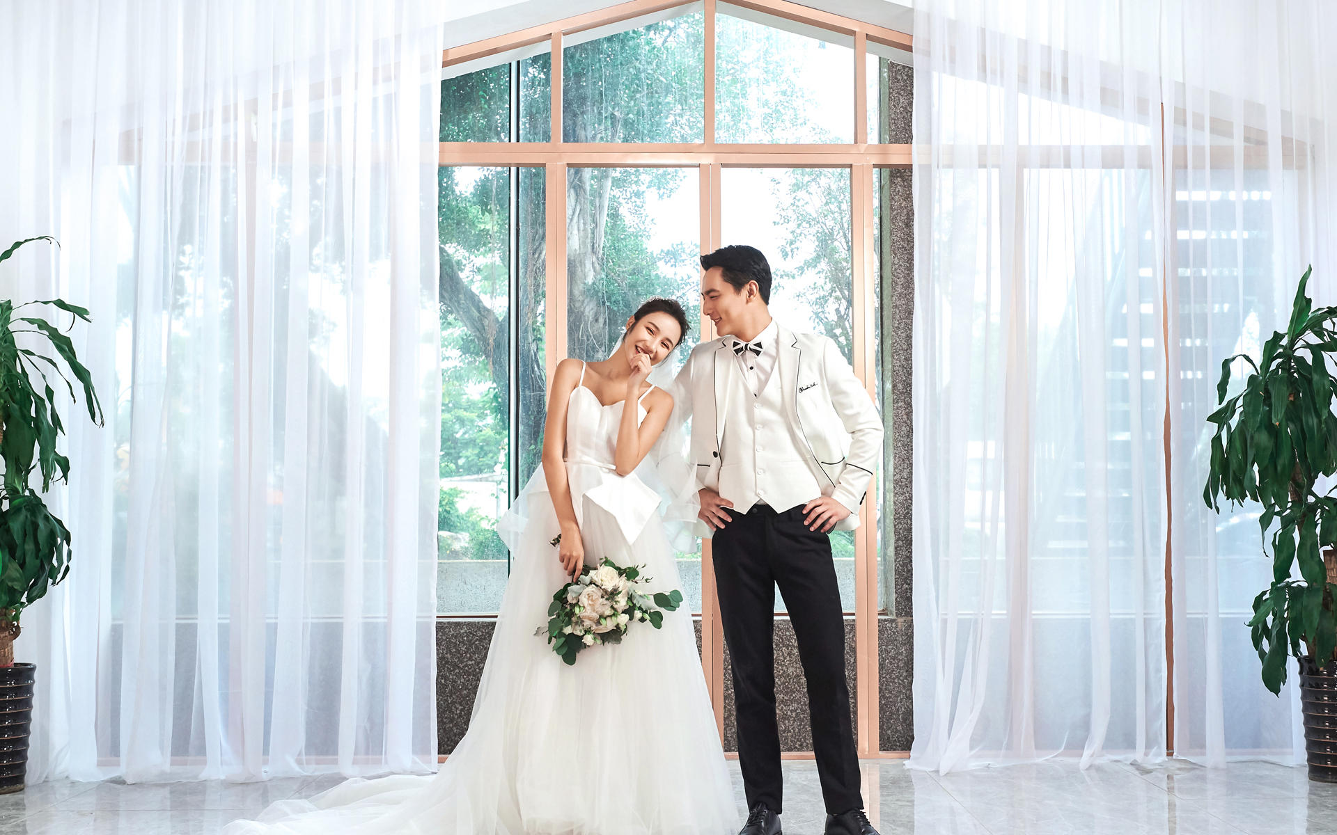 【限时团购】全新婚纱一件+酒店3天2夜+全国包邮