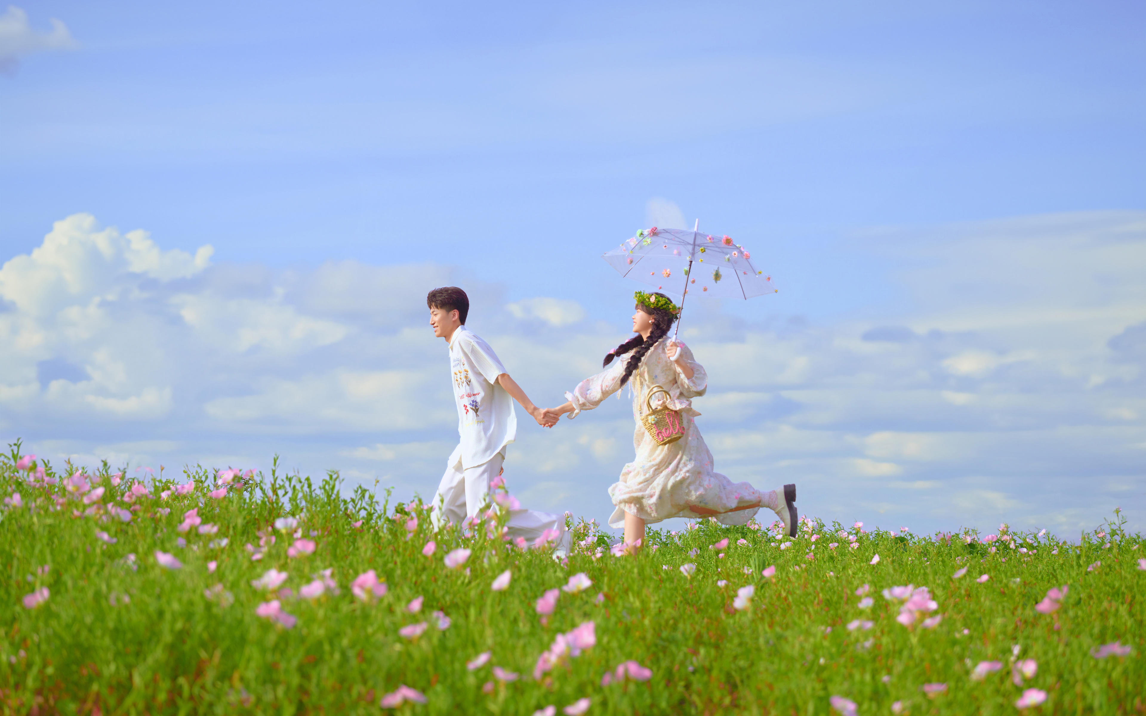 坠入月见草花海的梦境🌷小清新花海婚纱照