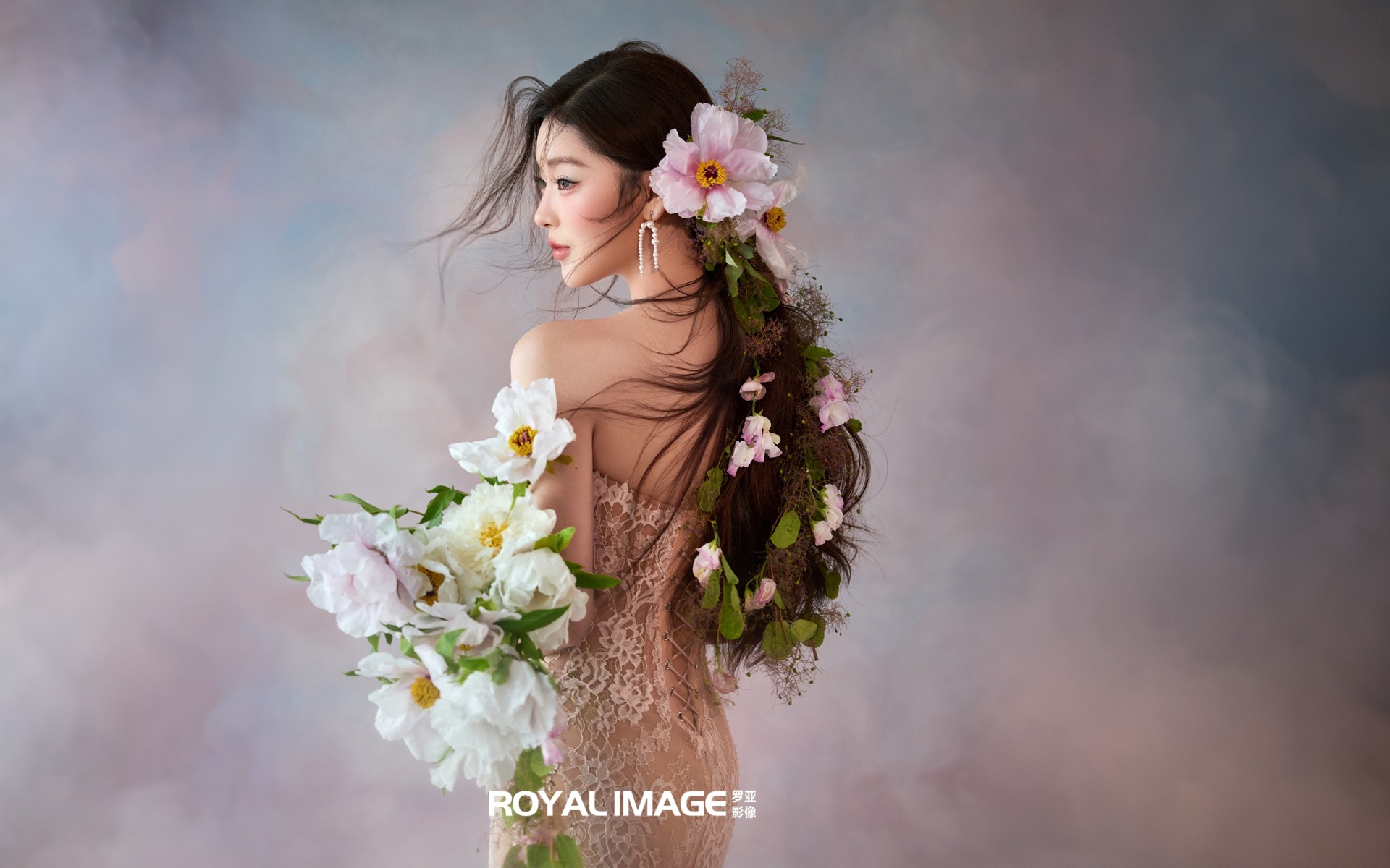 莫奈粉油画婚纱照🌸坠入温柔花海