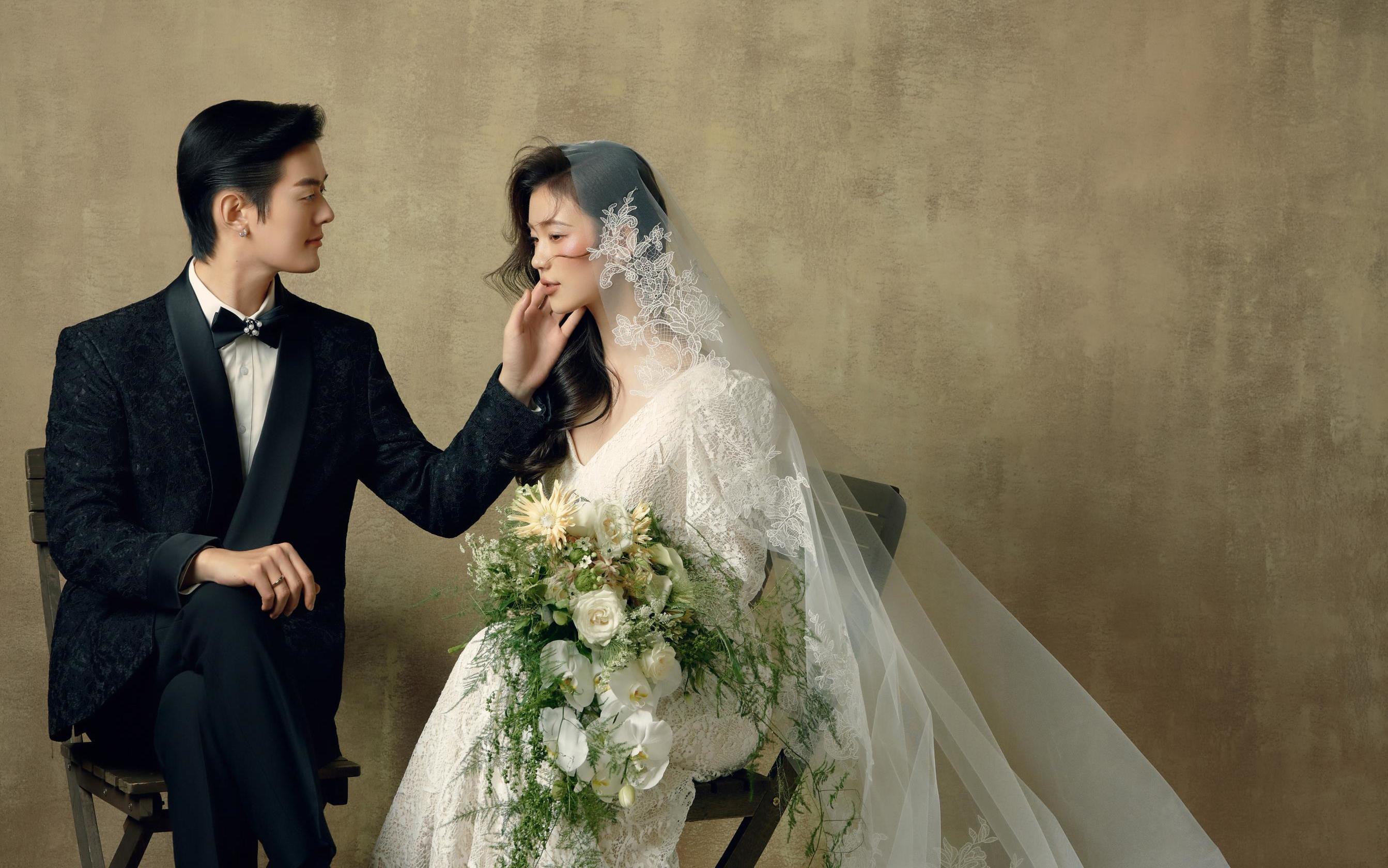 泛出爱的涟漪💫谁懂艺术油画婚纱照的魅力