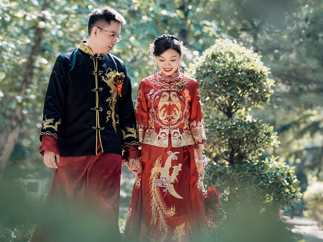 【欣薇婚纱】轻奢-秀禾服+主纱+敬酒服+伴娘服