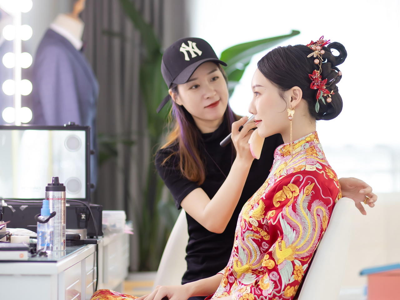 【泰华店】【活动中】资深化妆师全天跟妆