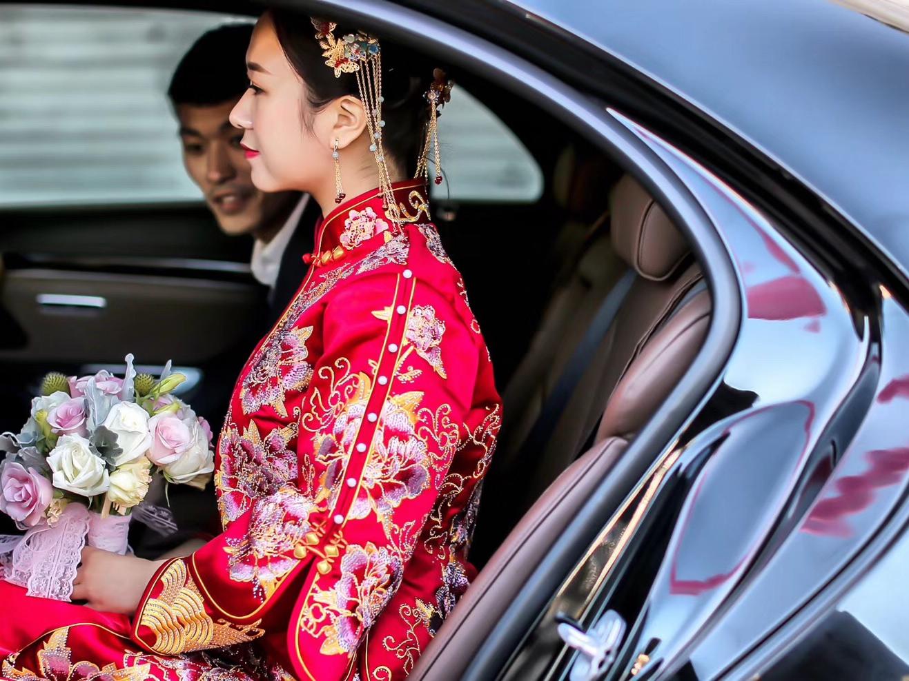 《红馆新娘》资深级化妆师----楠楠老师