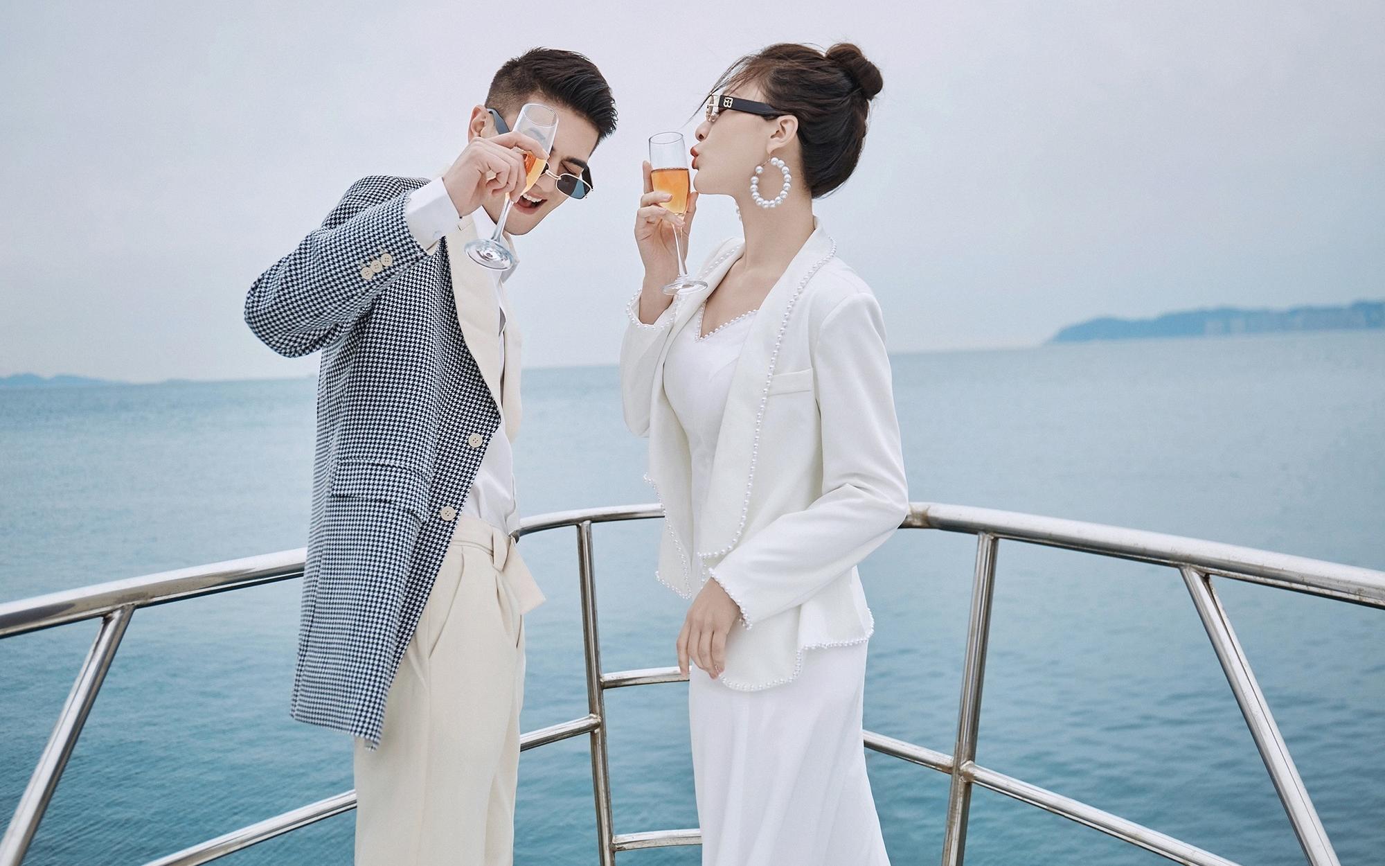 以海為誓，乘舟赴愛