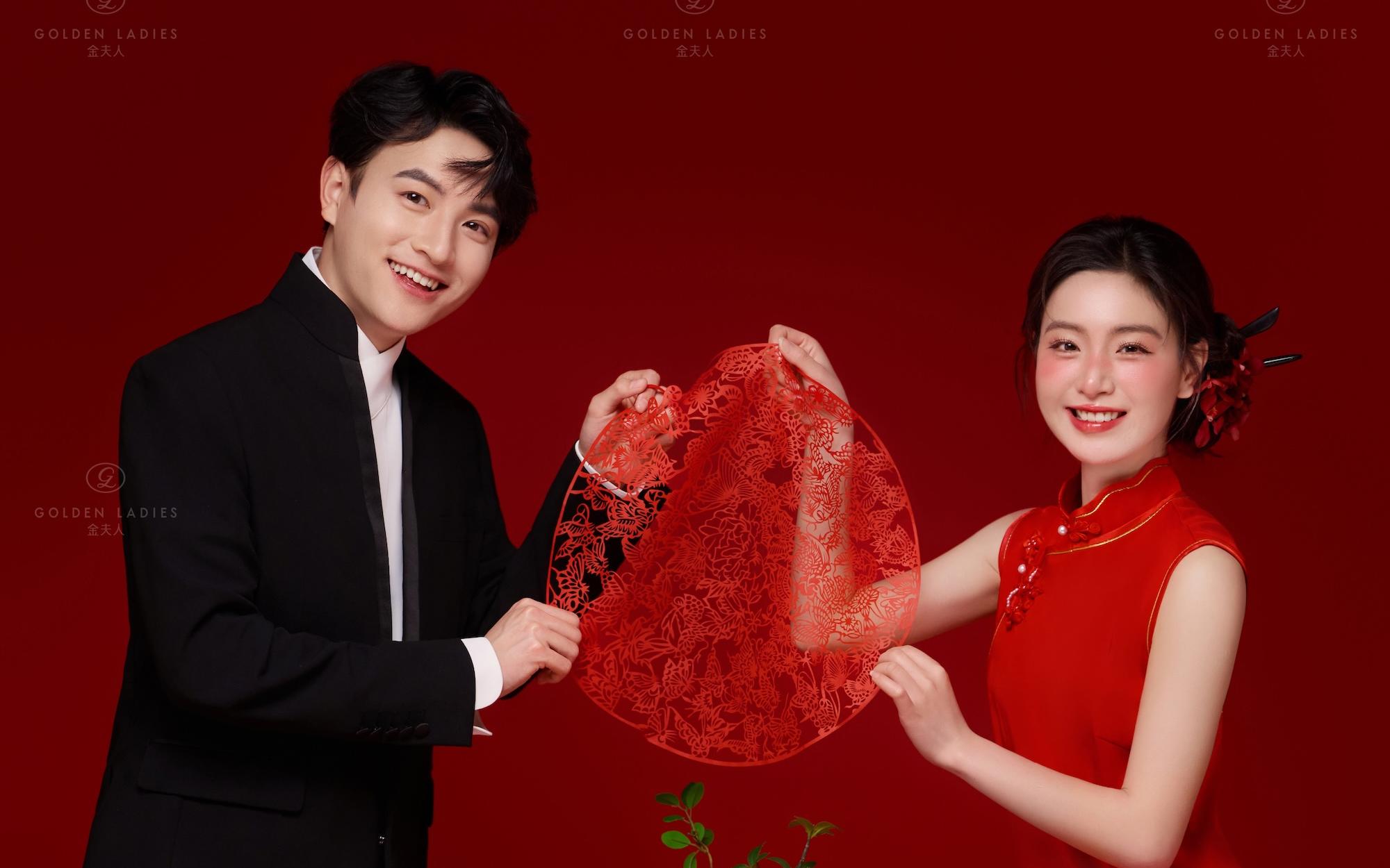 ✨一眼心动！新中式婚纱照把古典美拿捏住了～🏮