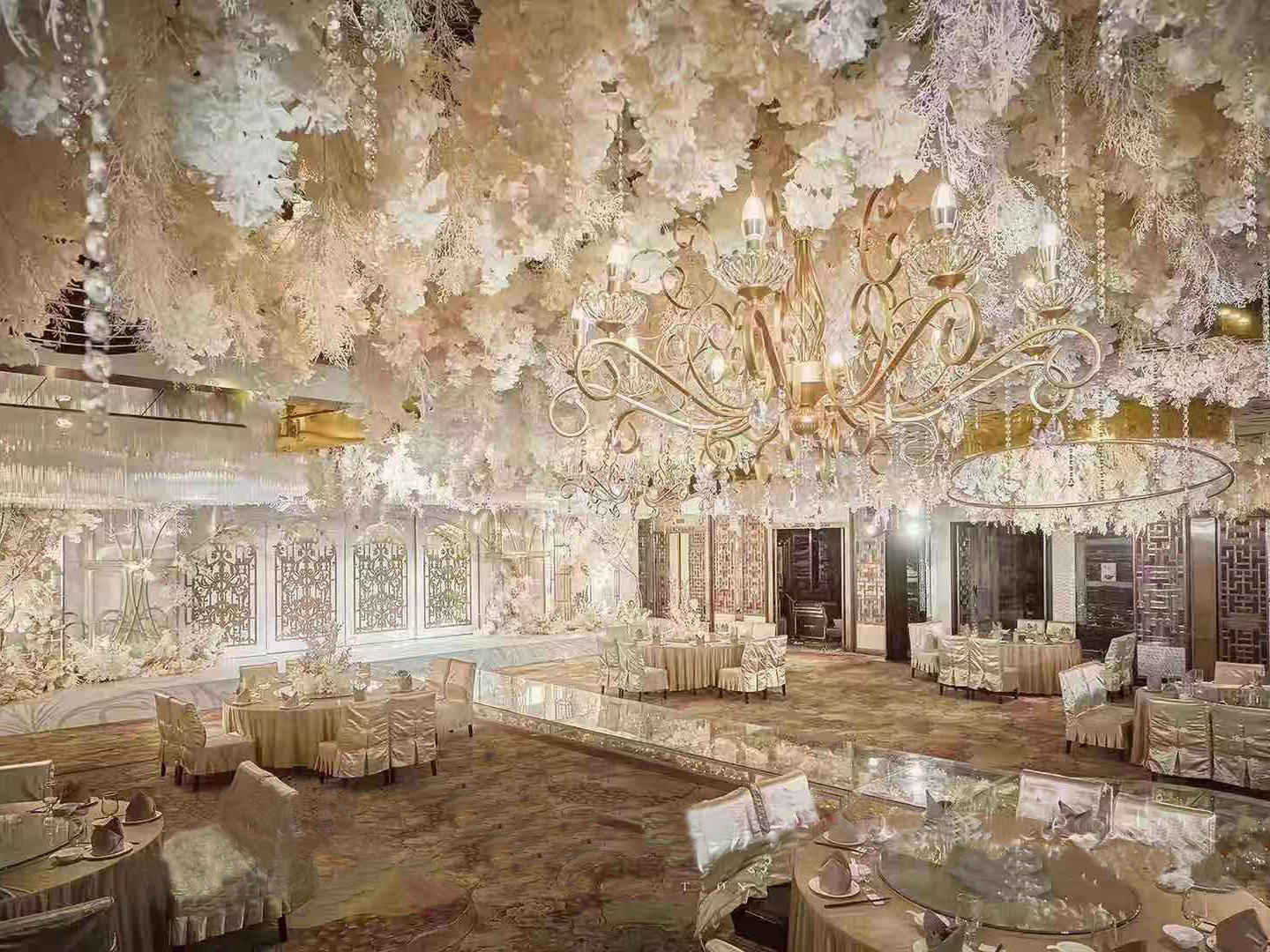 梦幻香槟欧式主题布置（四大加灯光，场地布置）