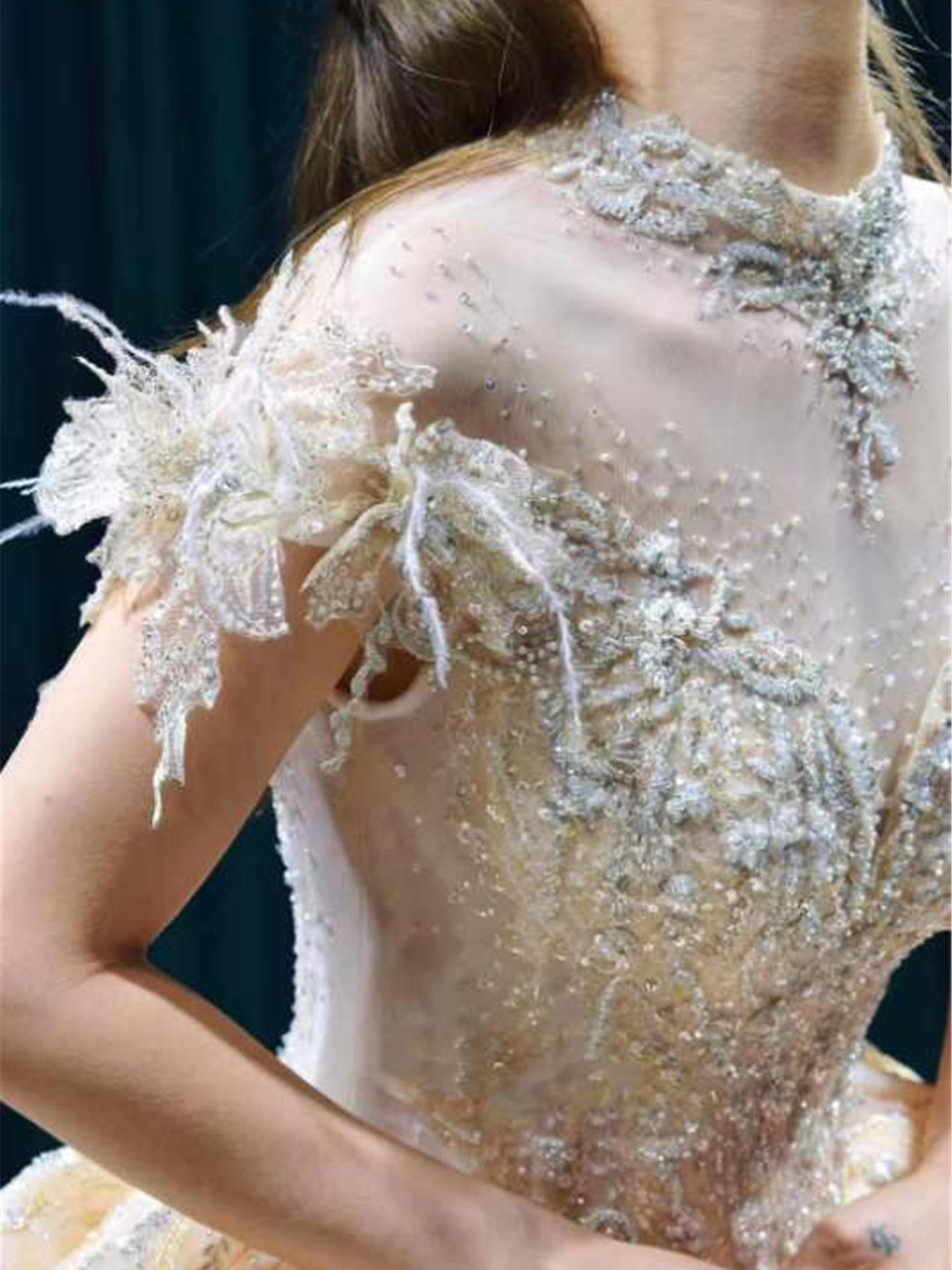 LOVE婚纱礼服14件套+总监化妆师