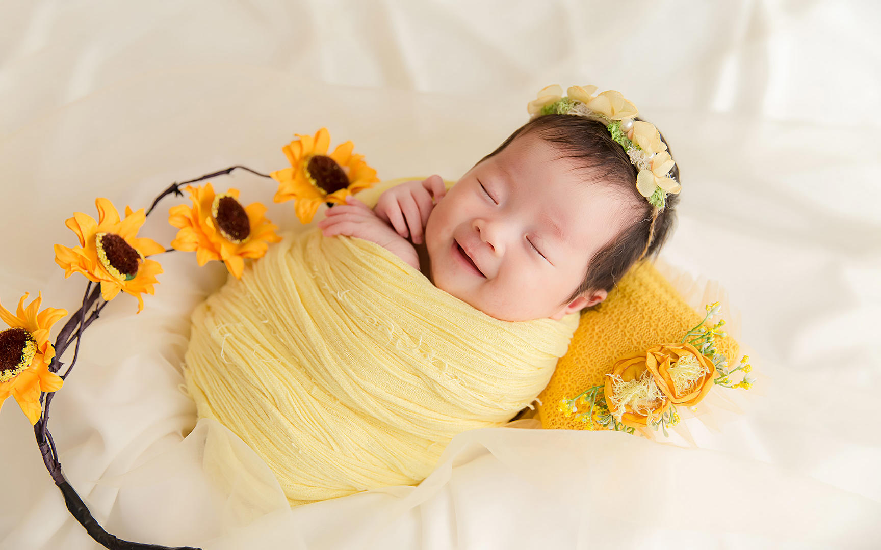 孕妇照套餐拍一套送一套 新生儿提供免费上门拍摄