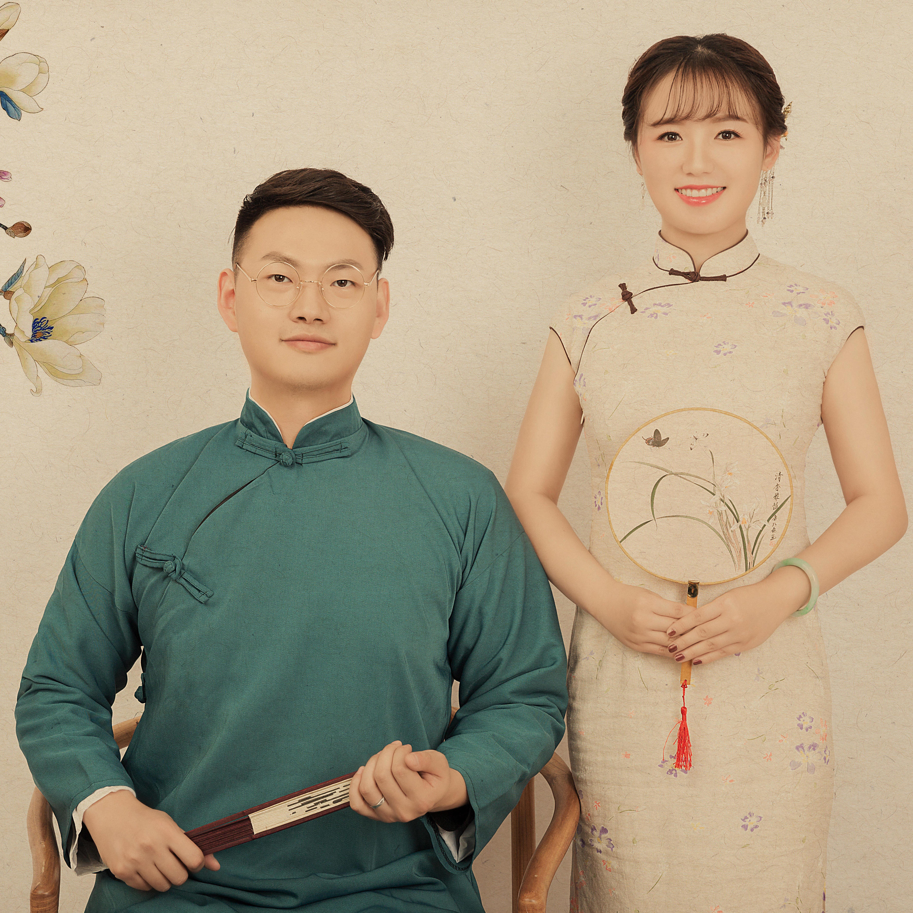 白蜗牛  中国风工笔画写真  汉服 旗袍 古装