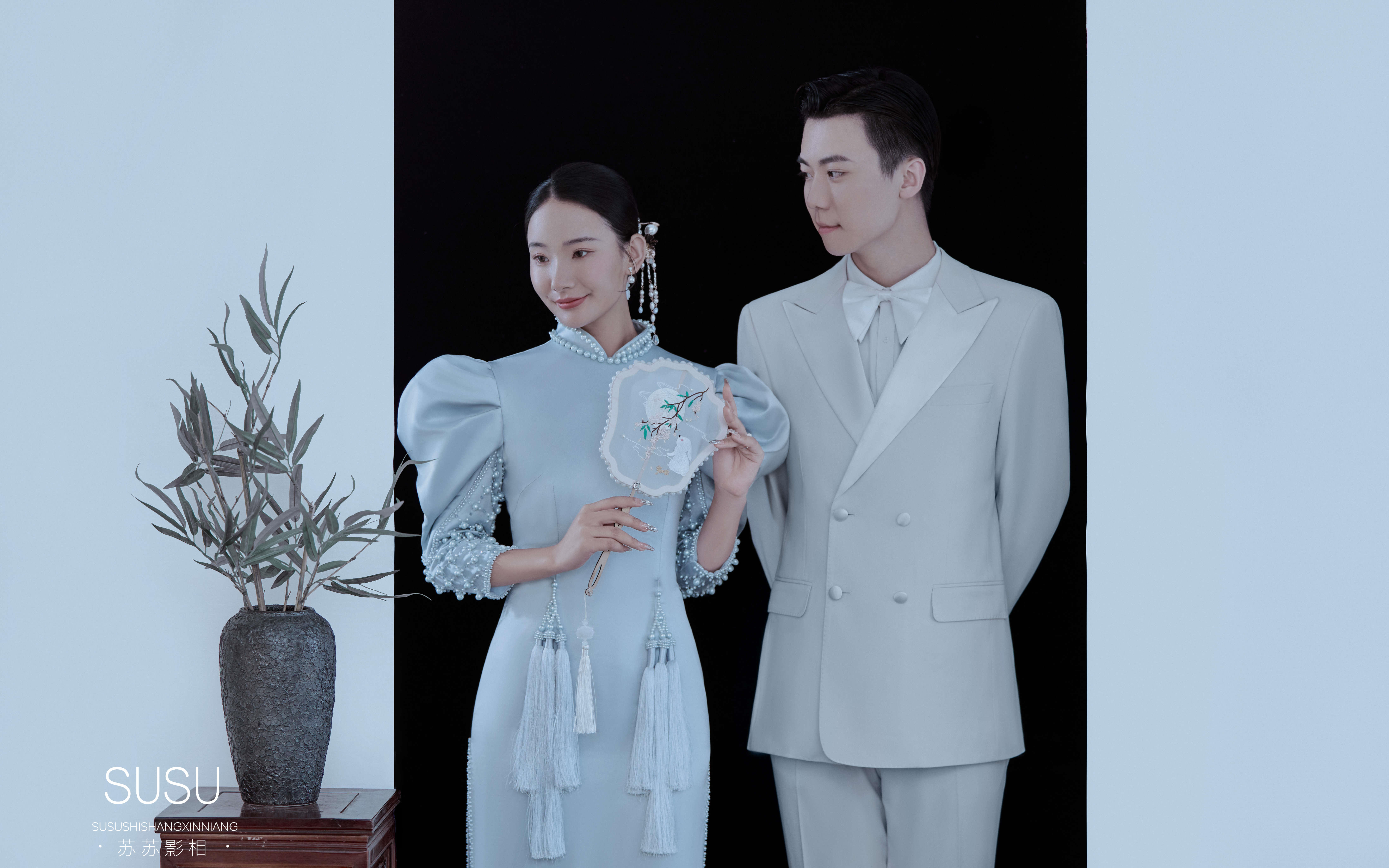 经典又高雅的蓝调新中式旗袍婚纱照