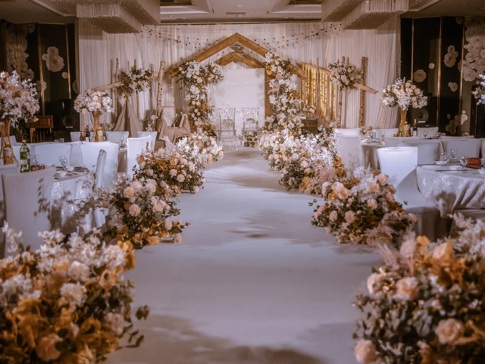 「红豆树婚礼」一价全包酬宾特惠