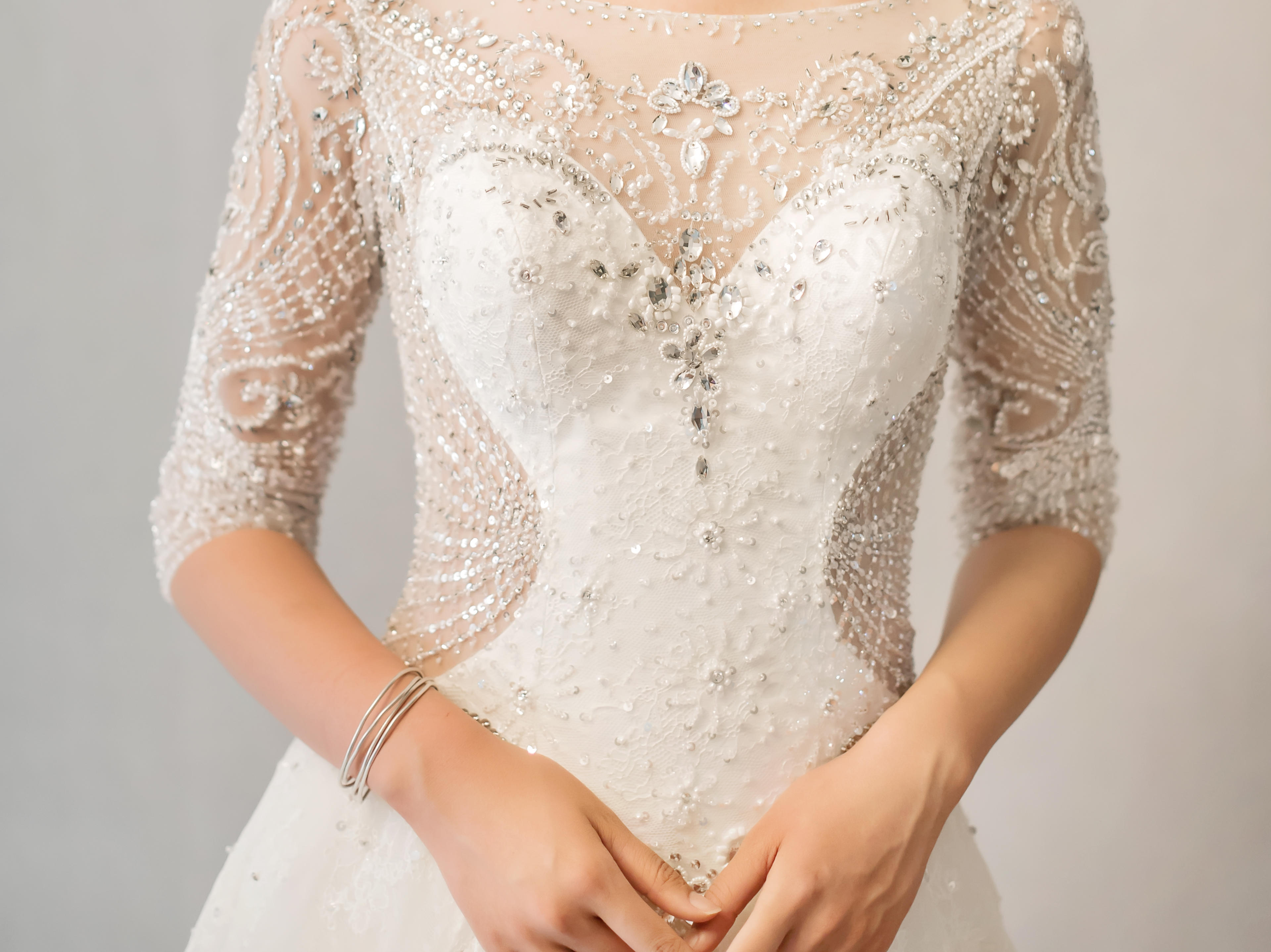 *奢华尊享*手绣嫁衣 国际婚纱 套系+总监化妆