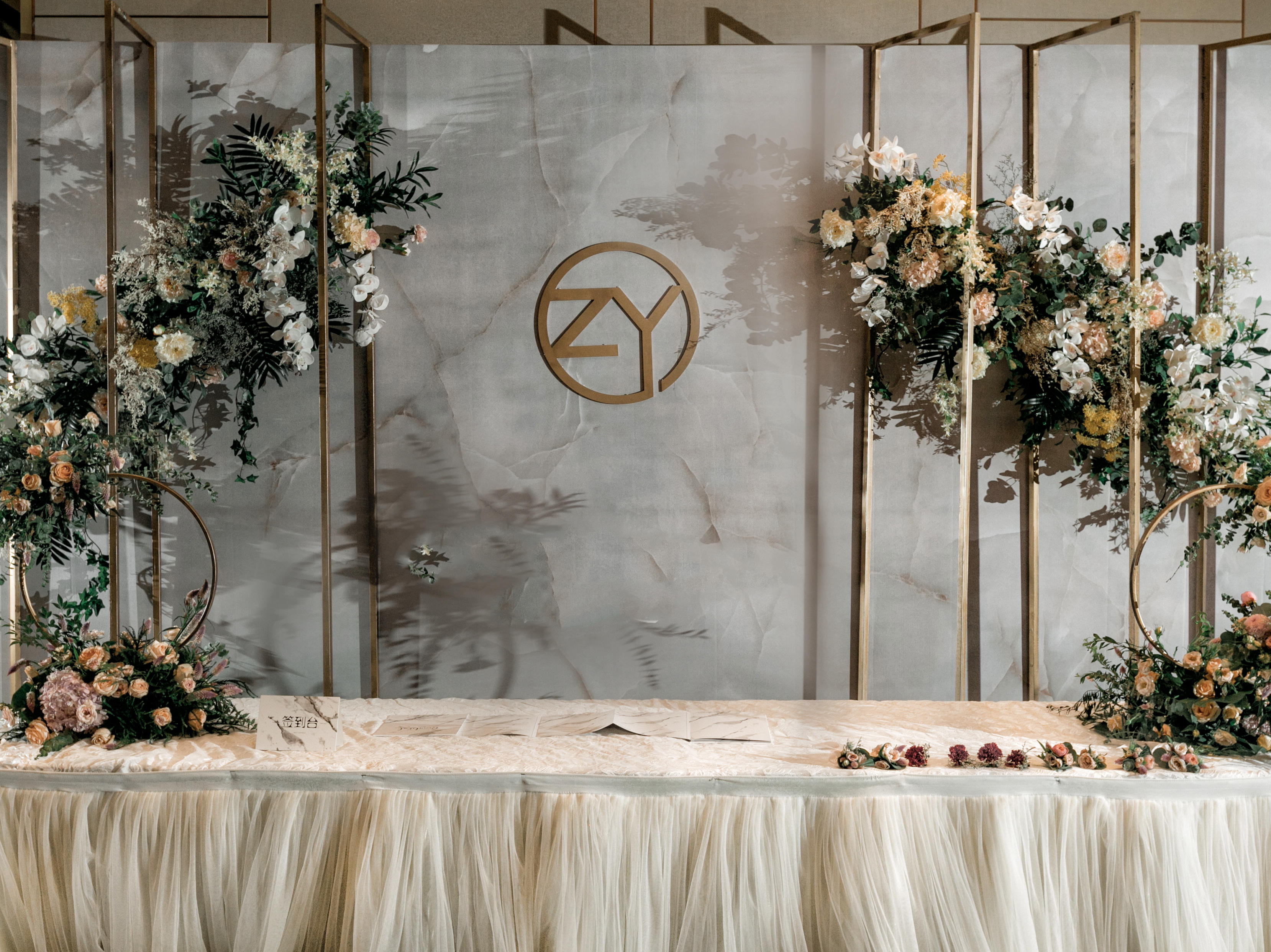 你知道有一种温暖的颜色叫做石英粉吗？