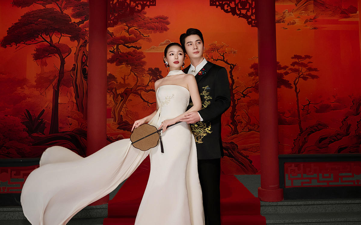 白茶無別事誰拍都好看?小眾新中式婚照