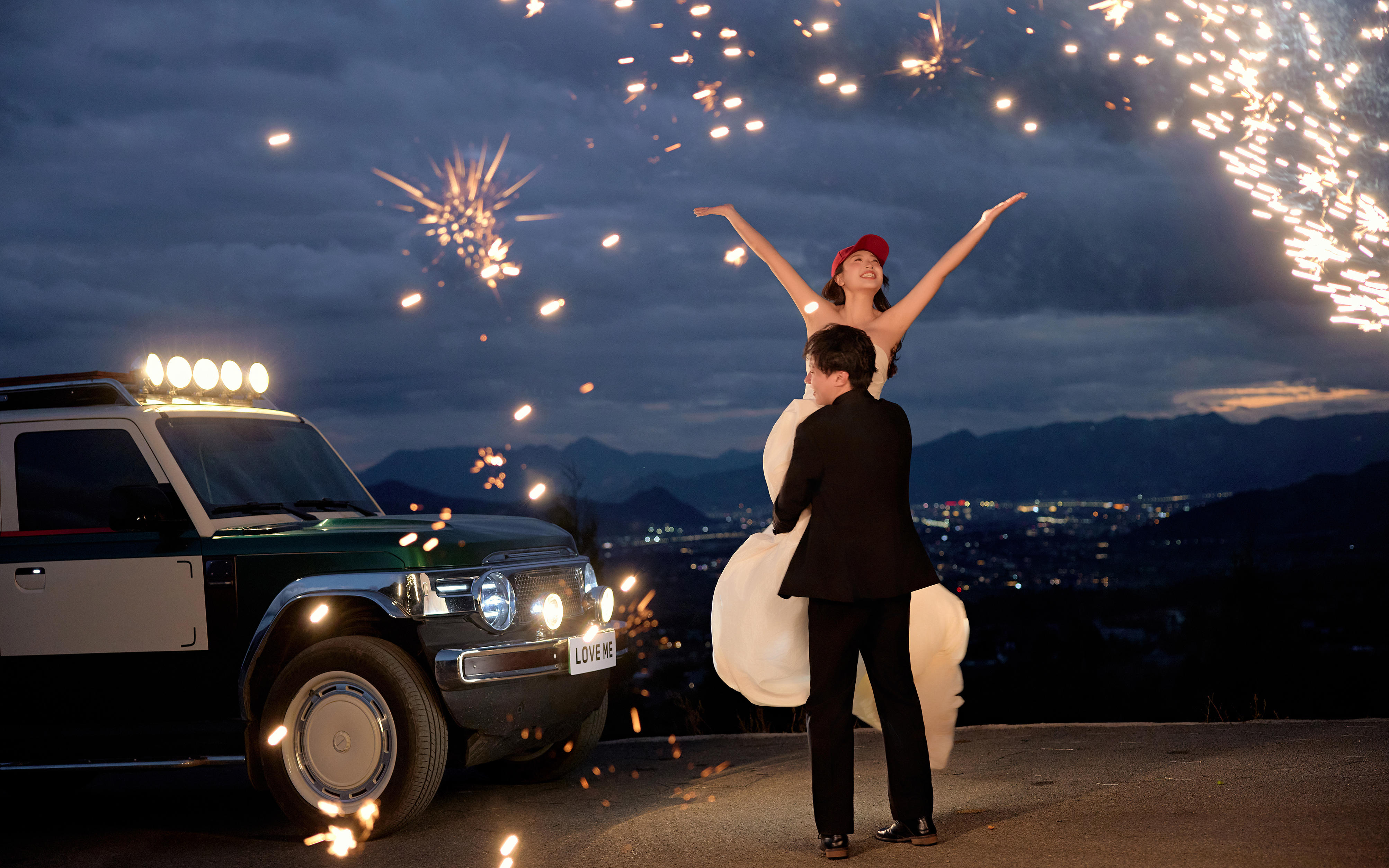 烟花变成灯光师｜公路婚纱照美成电影