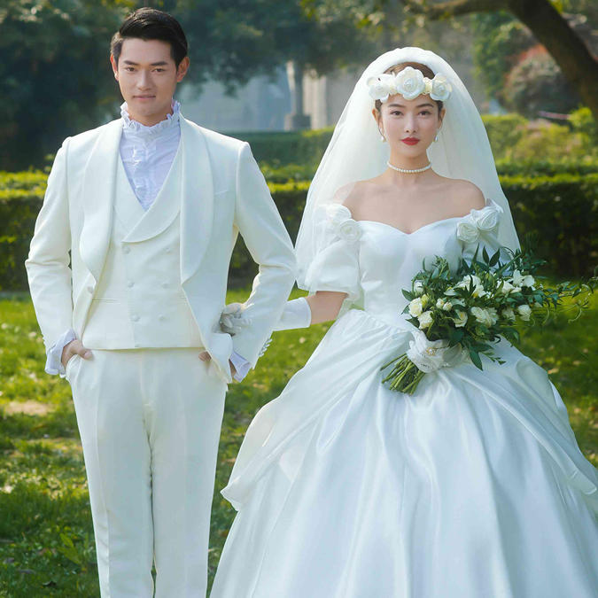  光合流年婚纱摄影.轻奢高定