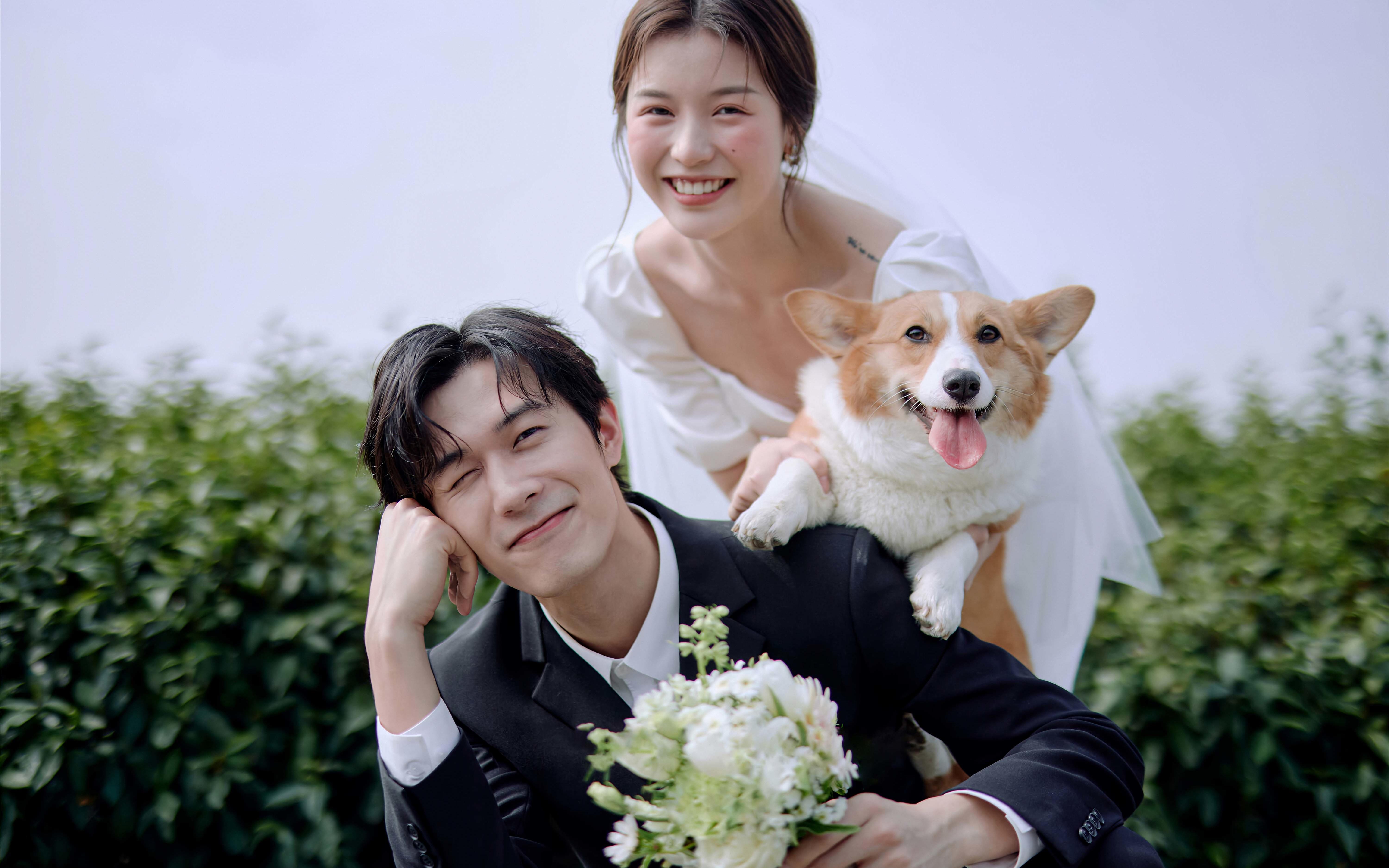 把爱宠写进婚纱照，这才是专属我们的浪漫～
