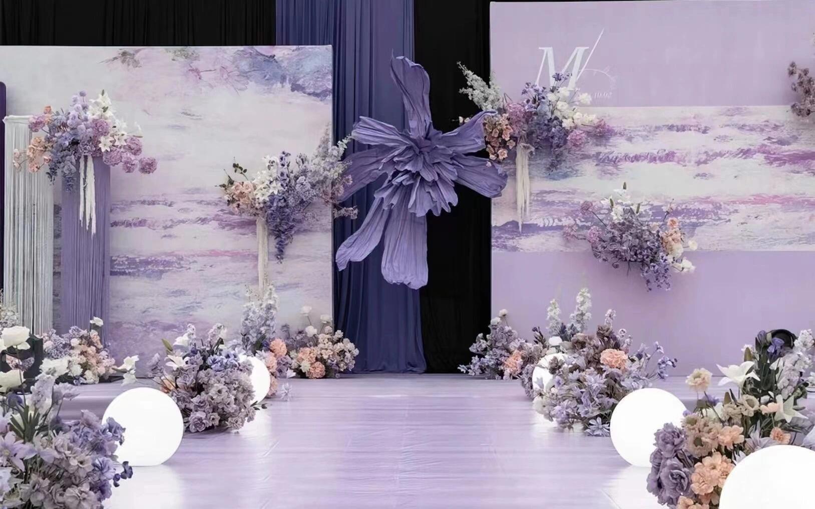 小廳小預(yù)算紫色油畫風(fēng)婚禮現(xiàn)場(chǎng)