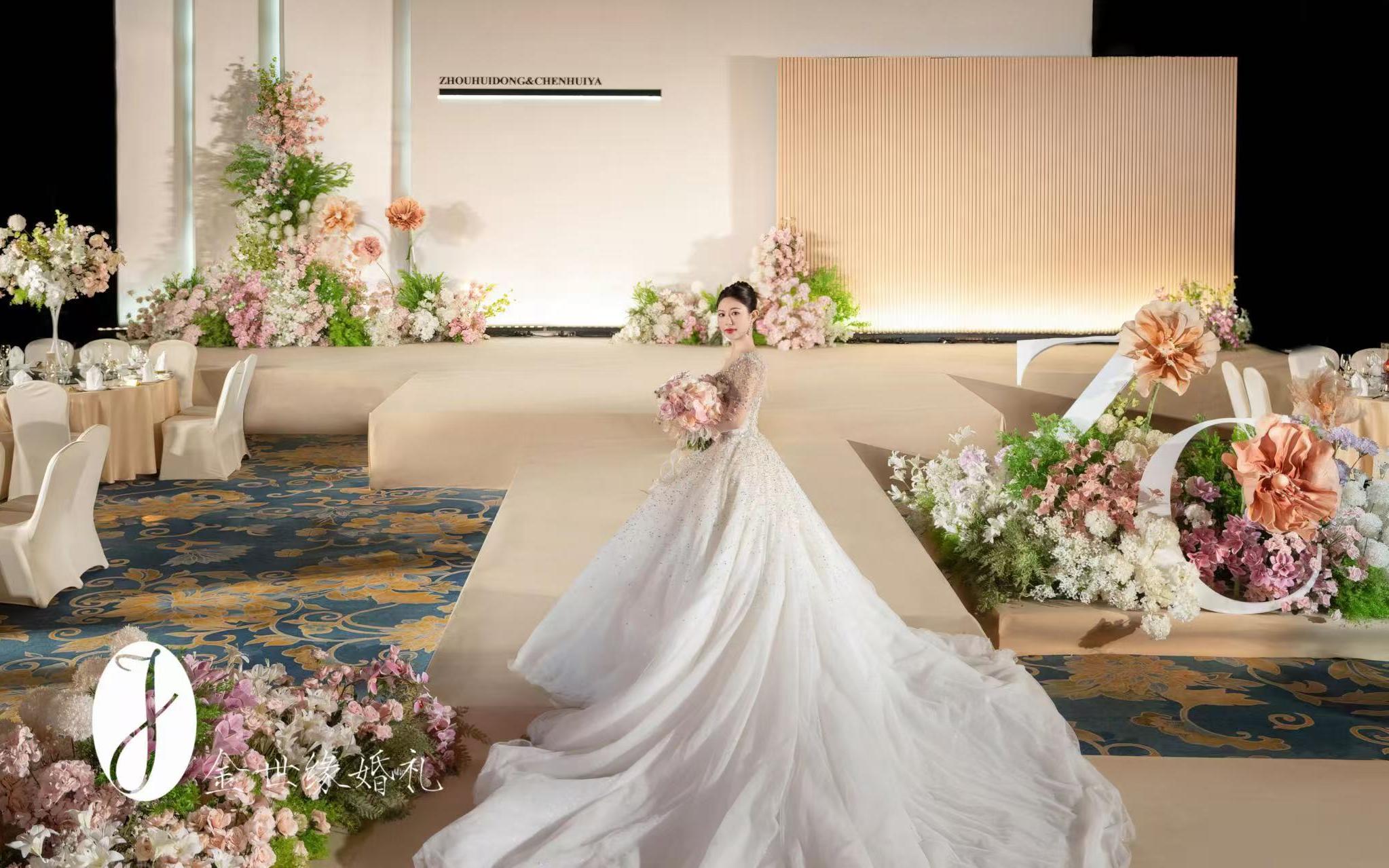 金世缘|温柔到骨子里的香槟色婚礼
