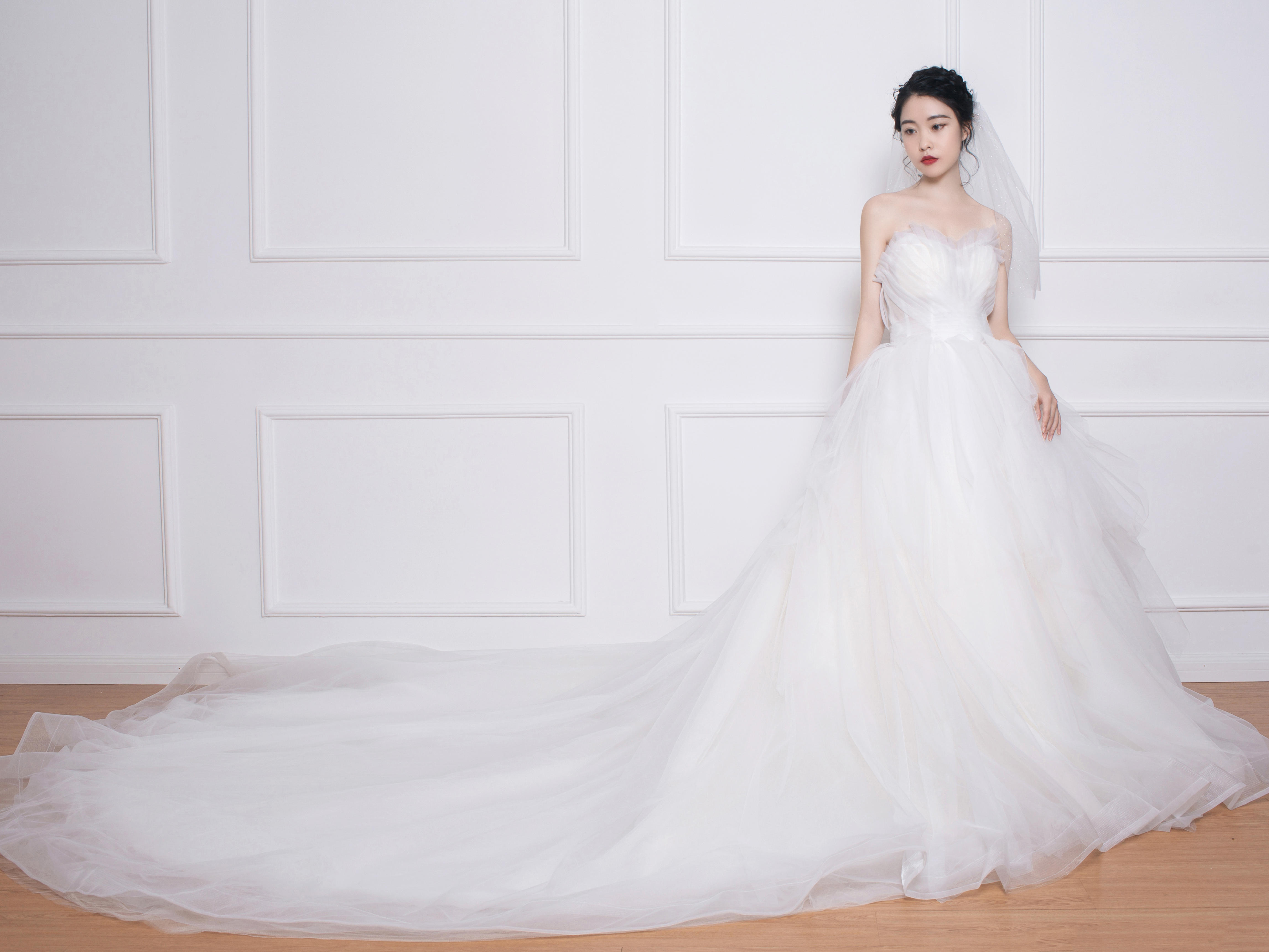 苏拉超值3件套【仪式大拖尾＋中式凤褂＋敬酒服】