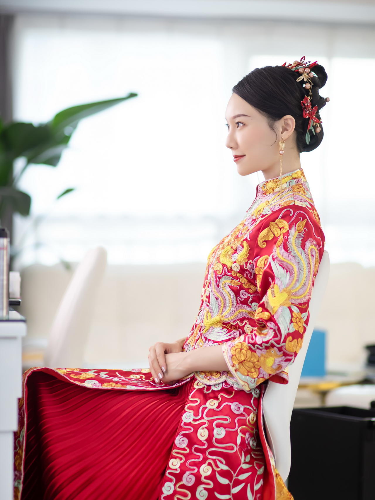 【定制西装】跟妆/秀禾主纱敬酒礼服全套+高定男装