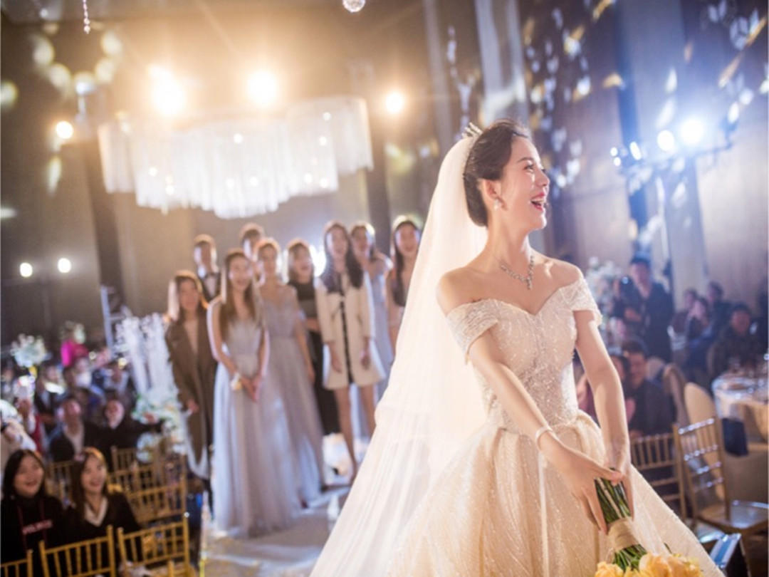 全天跟妆：日韩，复古，中式，森系。（榜单热销）