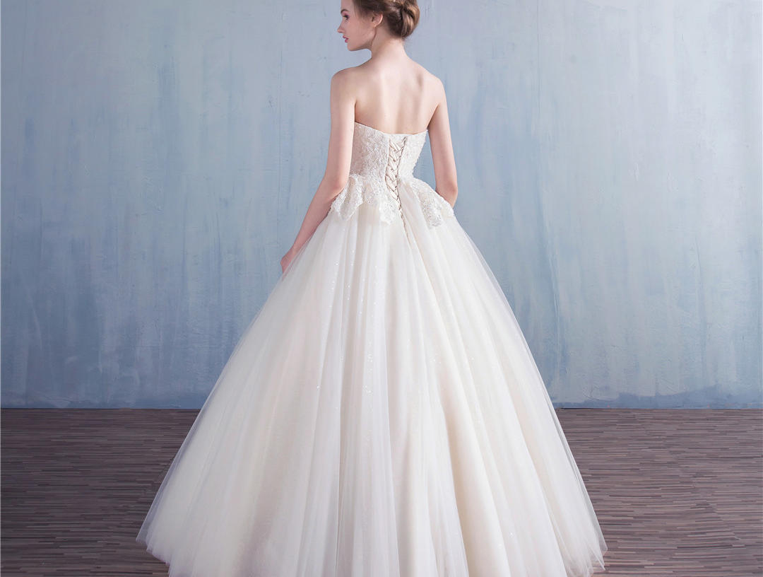 【立减1200】高定5件：主纱+敬酒+秀禾+2伴